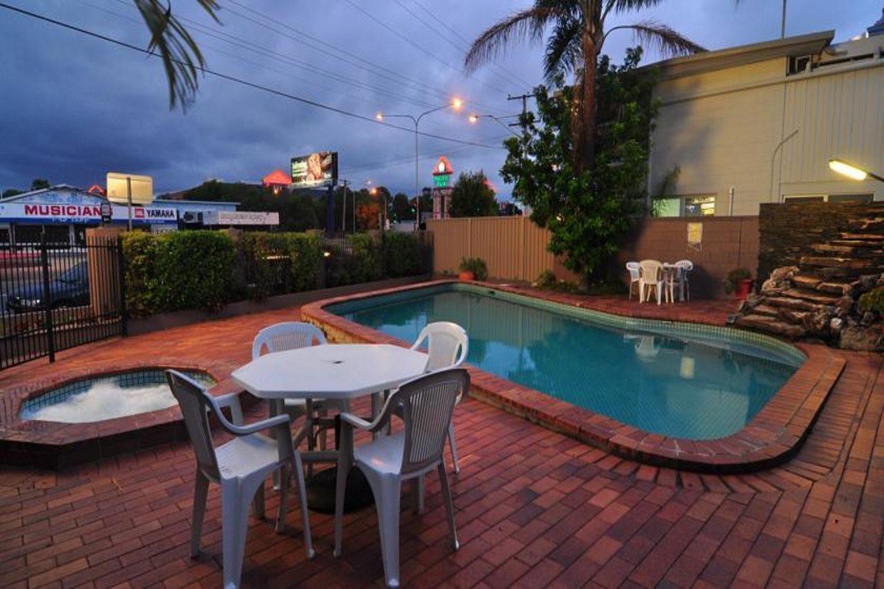 Browns At Broadbeach Gold Coast Exterior photo