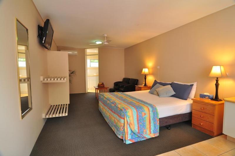 Browns At Broadbeach Gold Coast Exterior photo