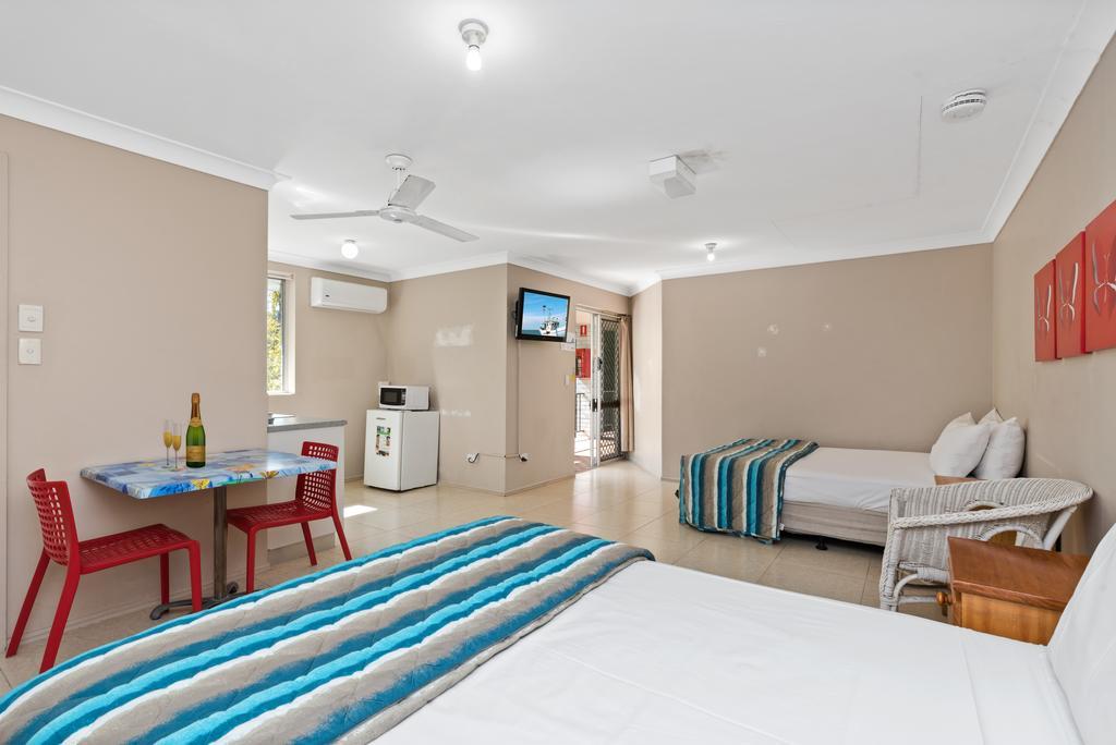 Browns At Broadbeach Gold Coast Room photo