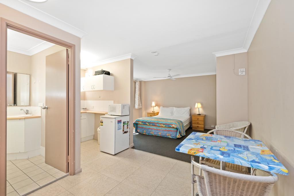 Browns At Broadbeach Gold Coast Room photo