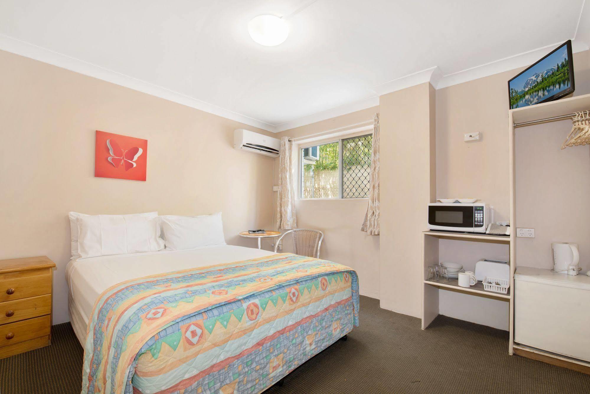 Browns At Broadbeach Gold Coast Exterior photo