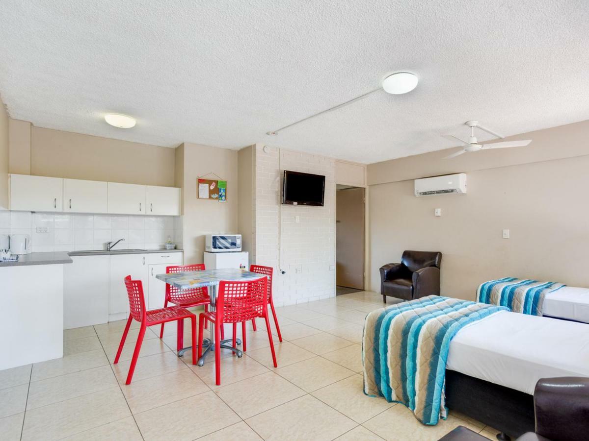 Browns At Broadbeach Gold Coast Exterior photo